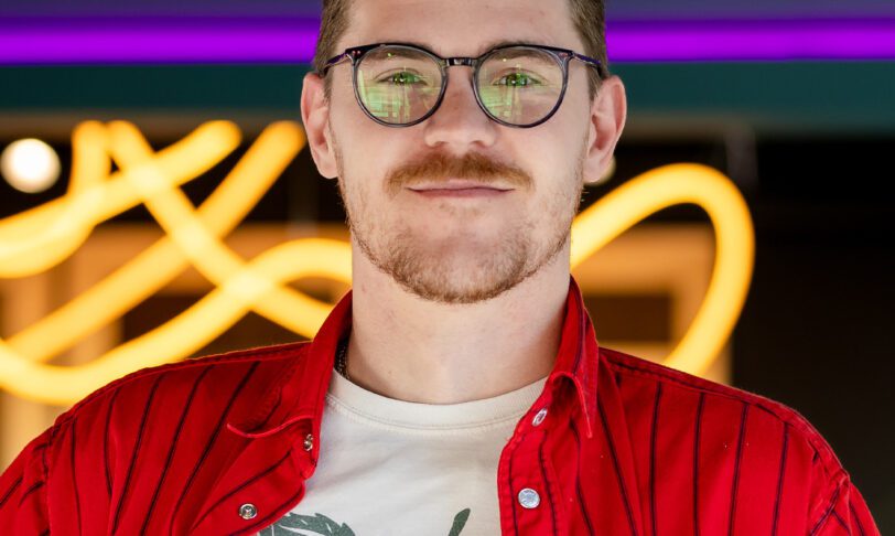 Headshot of Robert Pierce