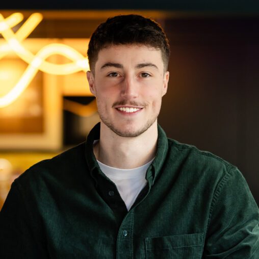 Headshot of Alex Weeks