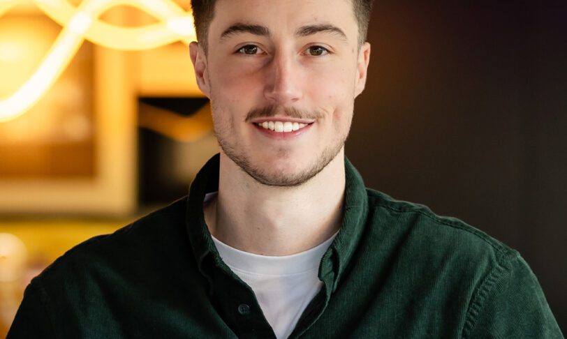 Headshot of Alex Weeks